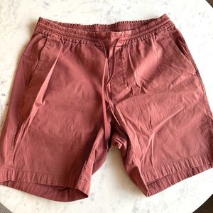 Lululemon - Bowline shorts - L